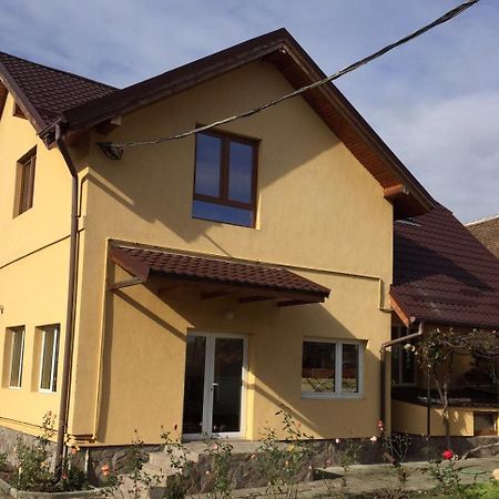 Casa Florea Авріґ Екстер'єр фото